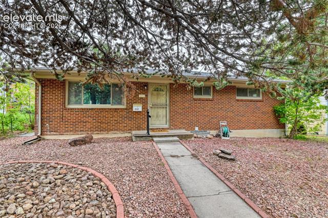 2121  Downing  , colorado springs&nbsp; House Search MLS Picture