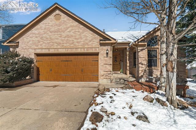 670  Fernglen  , colorado springs&nbsp; House Search MLS Picture