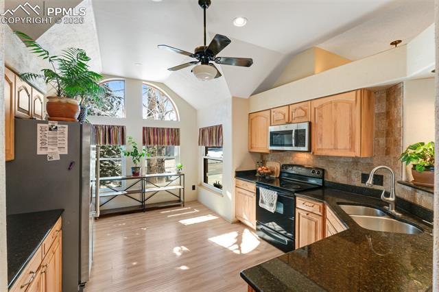 MLS Image for 670  Fernglen  ,Colorado Springs, Colorado