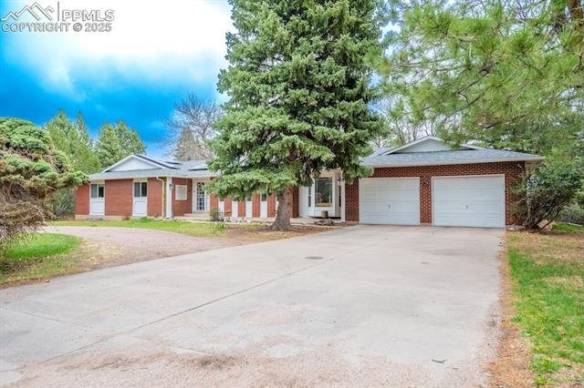 211  Stratmoor  , colorado springs  House Search MLS Picture