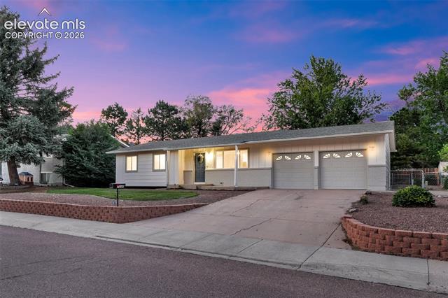 7030  Defoe  , colorado springs&nbsp; House Search MLS Picture
