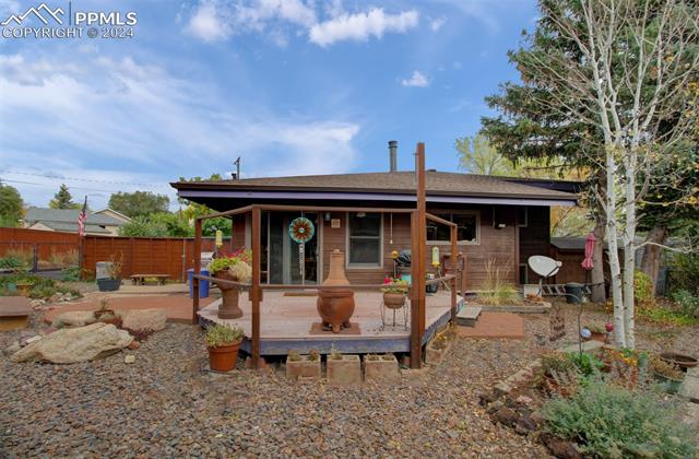 MLS Image for 935  Cheyenne  ,Colorado Springs, Colorado