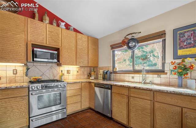 MLS Image for 935  Cheyenne  ,Colorado Springs, Colorado