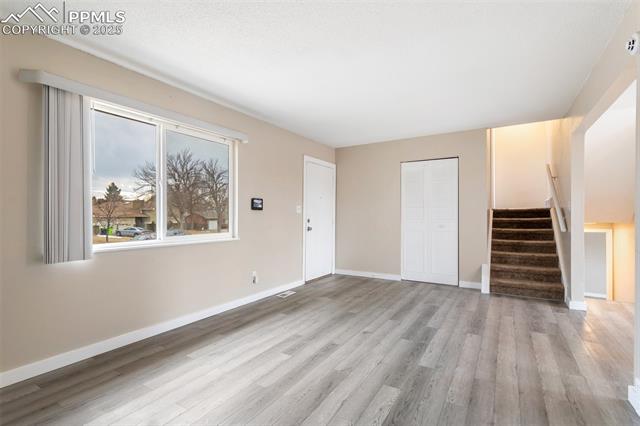 MLS Image for 6640  Player  ,Colorado Springs, Colorado