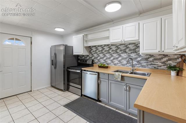 MLS Image for 301  Circle  ,Florissant, Colorado
