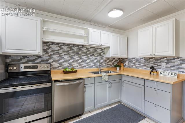 MLS Image for 301  Circle  ,Florissant, Colorado