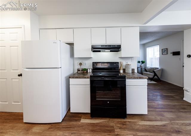 MLS Image for 2370  Lexington Village   ,Colorado Springs, Colorado