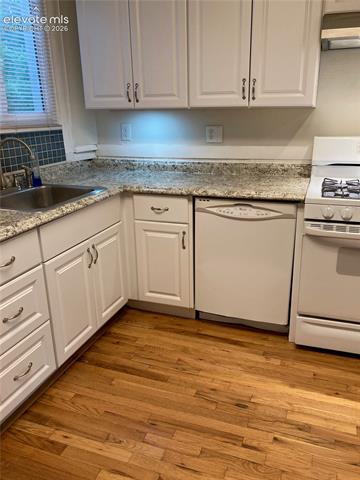 MLS Image for 106 W Cheyenne  ,Colorado Springs, Colorado