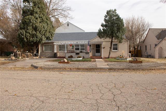 2910  8th  , pueblo  House Search MLS Picture