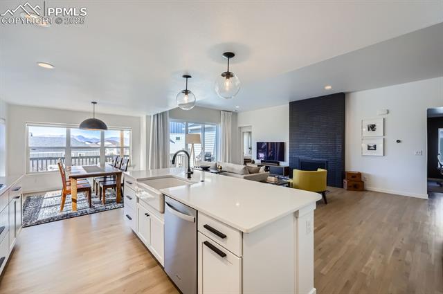 MLS Image for 6827  Cumbre Vista  ,Colorado Springs, Colorado