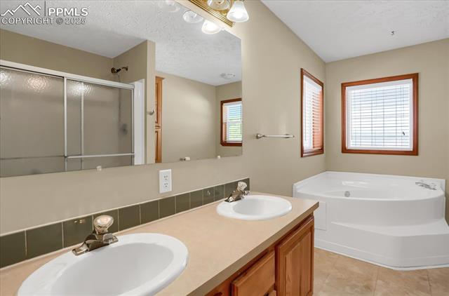 MLS Image for 3619  Estates  ,Larkspur, Colorado