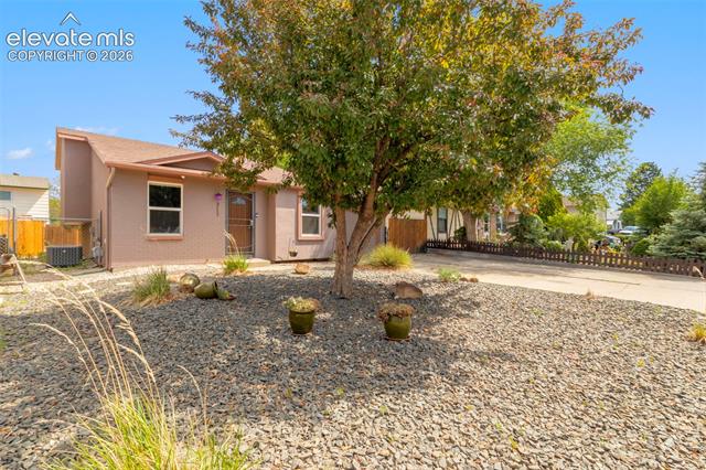 3117  Moonbeam  , colorado springs&nbsp; House Search MLS Picture