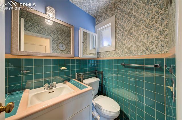 MLS Image for 130  Cresta  ,Colorado Springs, Colorado