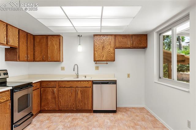 MLS Image for 1827  Montezuma  ,Colorado Springs, Colorado