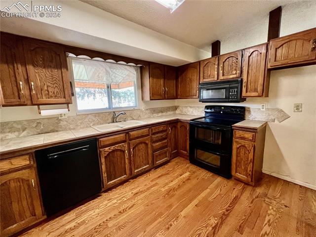 MLS Image for 5478 E Descanso  ,Colorado Springs, Colorado