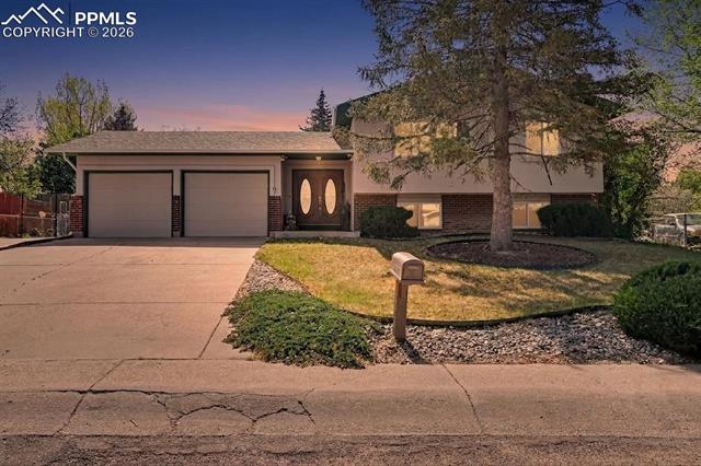 6945  Fielding  , colorado springs&nbsp; House Search MLS Picture
