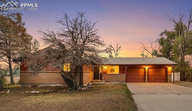 11  Macnaughton  , pueblo&nbsp; House Search MLS Picture