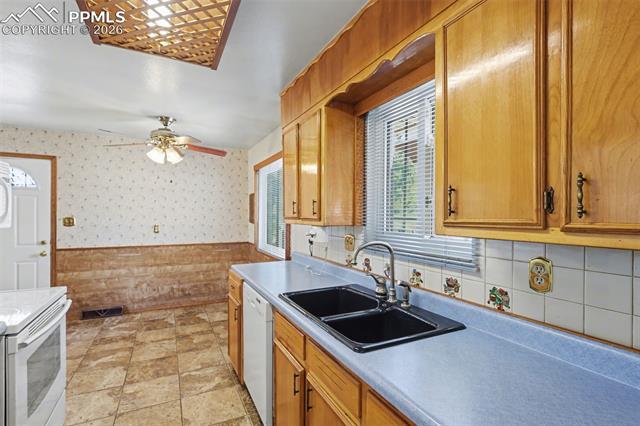 MLS Image for 10 N Garo  ,Colorado Springs, Colorado