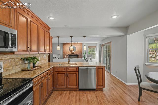 MLS Image for 5376 W Cliff Point  ,Colorado Springs, Colorado