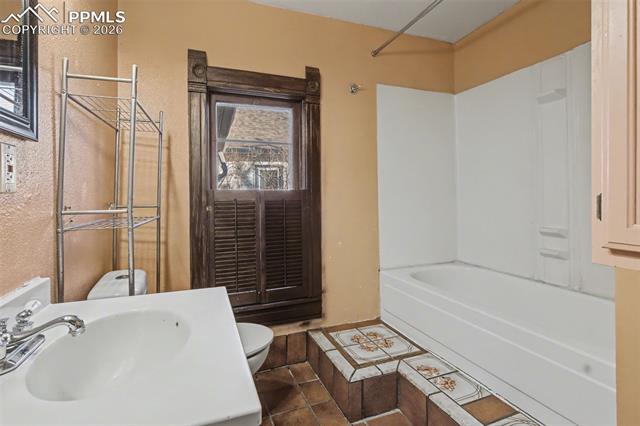 MLS Image for 1513 W Cucharras  ,Colorado Springs, Colorado