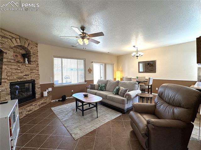 MLS Image for 1014  Cedarcrest  ,Pueblo, Colorado