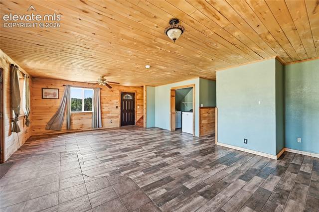 MLS Image for 927  Stonehenge  ,Florissant, Colorado