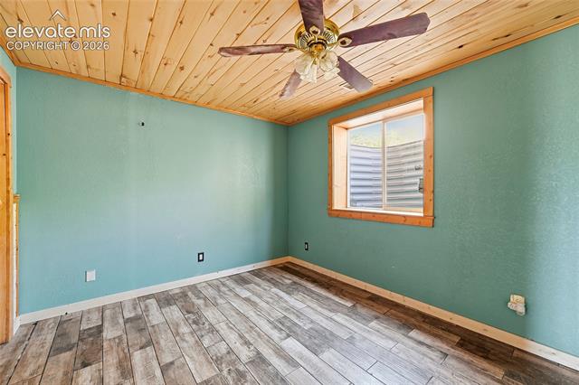 MLS Image for 927  Stonehenge  ,Florissant, Colorado