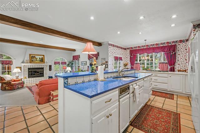 MLS Image for 740 S Bear Paw  ,Colorado Springs, Colorado