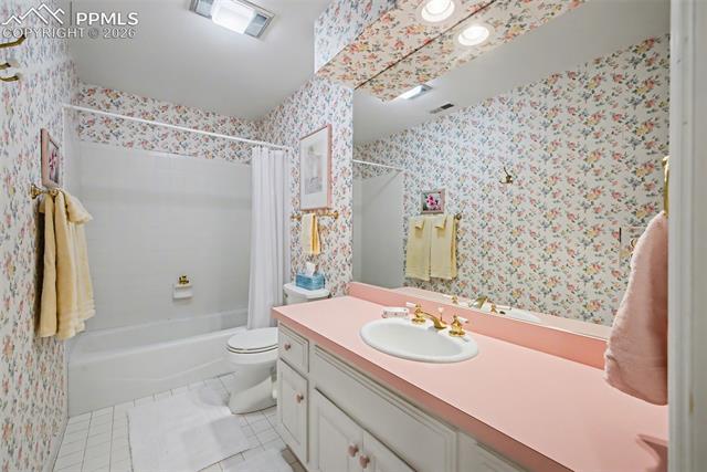 MLS Image for 740 S Bear Paw  ,Colorado Springs, Colorado