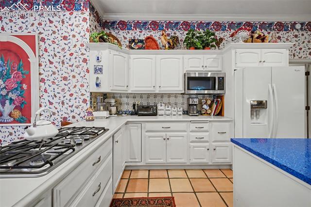MLS Image for 740 S Bear Paw  ,Colorado Springs, Colorado