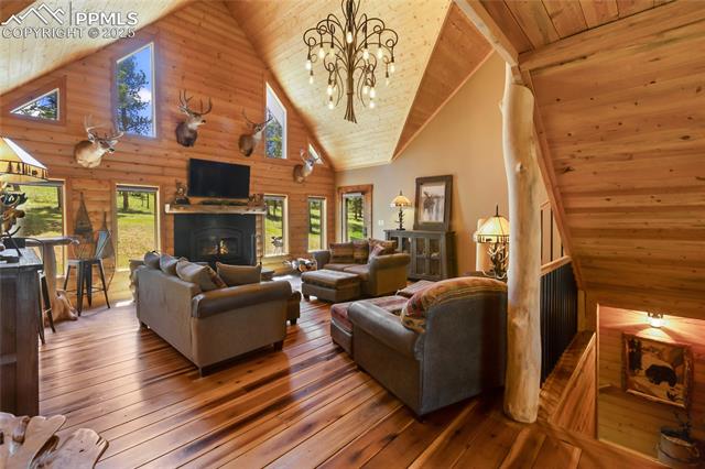 MLS Image for 101  Daniwood  ,Florissant, Colorado