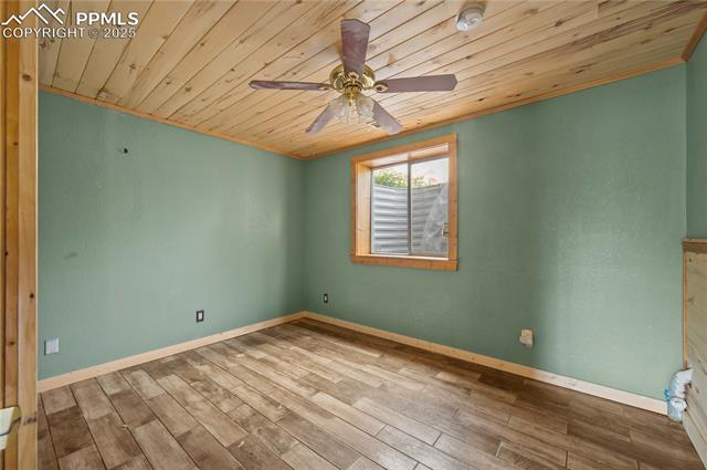 MLS Image for 927  Stonehenge  ,Florissant, Colorado