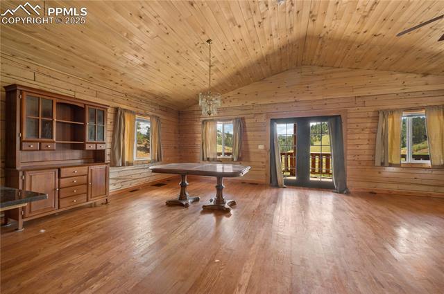 MLS Image for 927  Stonehenge  ,Florissant, Colorado
