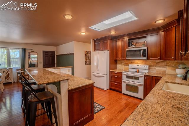 MLS Image for 4580 N Sleepy Hollow  ,Colorado Springs, Colorado