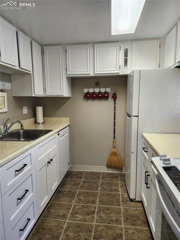 MLS Image for 1038  Fontmore  D ,Colorado Springs, Colorado