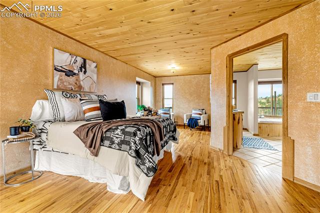 MLS Image for 845  Crystal Park  ,Manitou Springs, Colorado