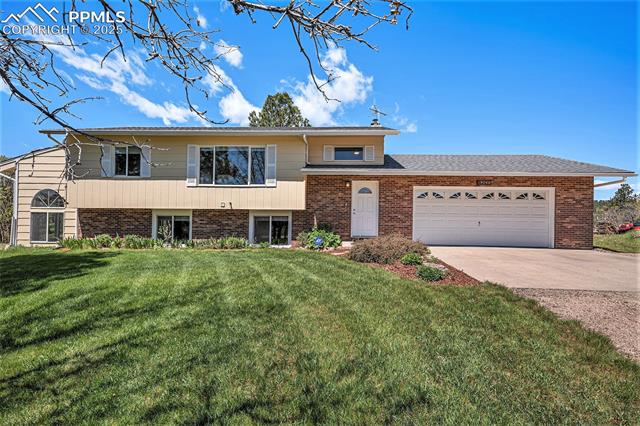 19260  Spring Valley  , monument  House Search MLS Picture