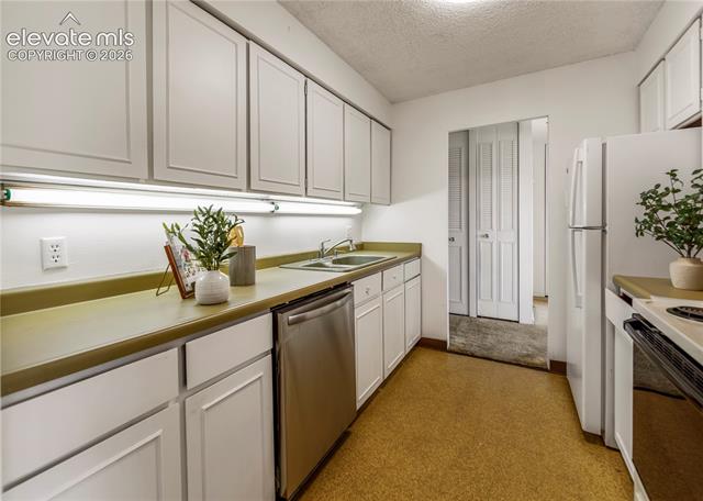 MLS Image for 411  Lakewood  A1204 ,Colorado Springs, Colorado