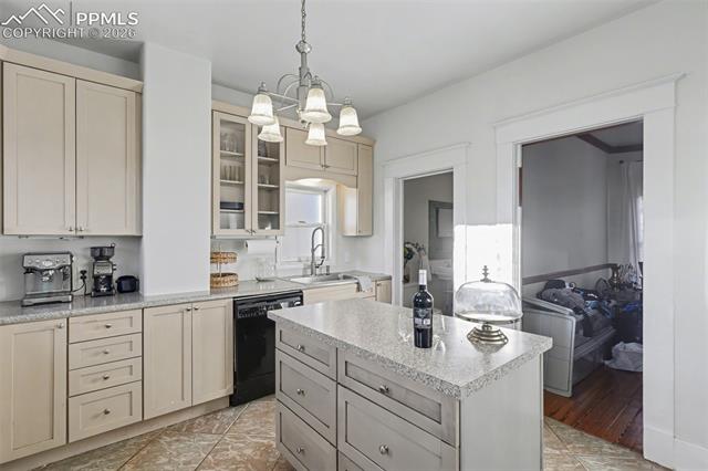 MLS Image for 329 E Cache La Poudre  ,Colorado Springs, Colorado