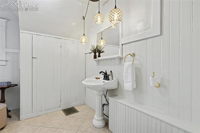 MLS Image for 329 E Cache La Poudre  ,Colorado Springs, Colorado