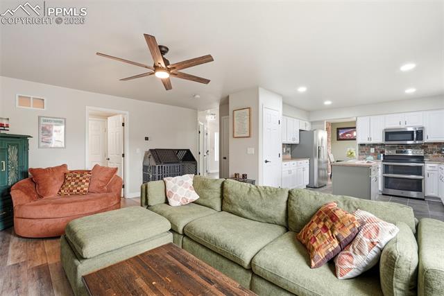 MLS Image for 6907  Shimmering Leaf  ,Colorado Springs, Colorado