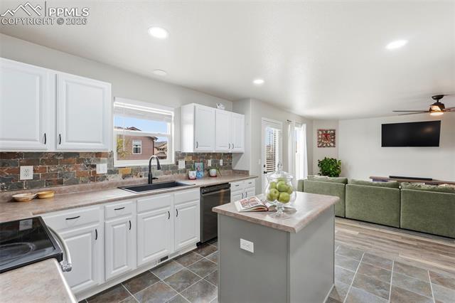 MLS Image for 6907  Shimmering Leaf  ,Colorado Springs, Colorado