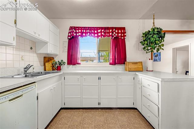 MLS Image for 512  Cottonwood  ,Colorado Springs, Colorado