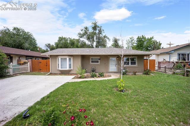 305  Rosewood  , fountain  House Search MLS Picture