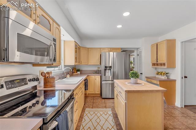 MLS Image for 2717  Flintridge  ,Colorado Springs, Colorado