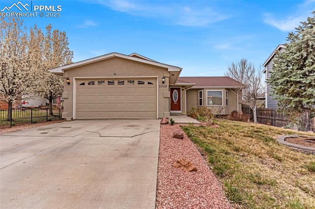2208  Cowhand  , pueblo  House Search MLS Picture