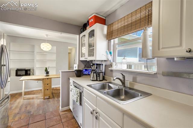 MLS Image for 1917 E Cache La Poudre  ,Colorado Springs, Colorado