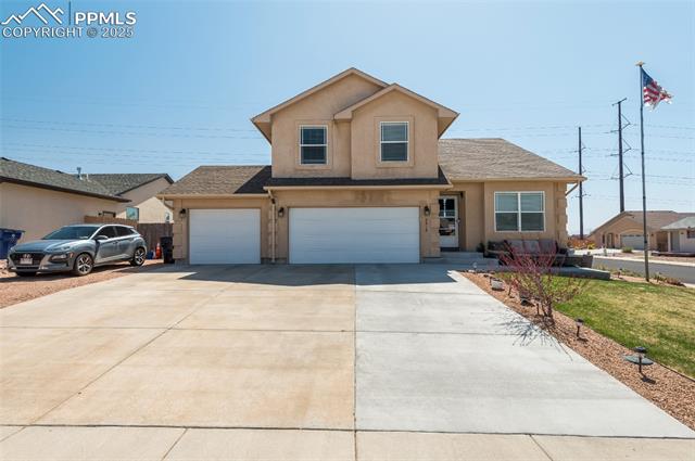 2318  Crestwood  , pueblo  House Search MLS Picture