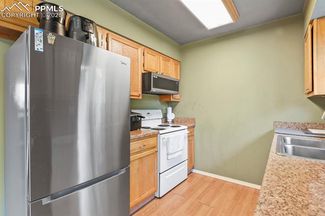 MLS Image for 6880  Cedar Edge  ,Colorado Springs, Colorado