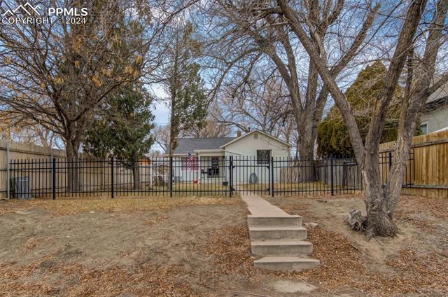 1317  Carteret  , pueblo  House Search MLS Picture